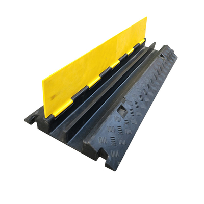 100mm-580mm Width Speed Breaker Bumps for Safe Traffic Management in Yellow Black