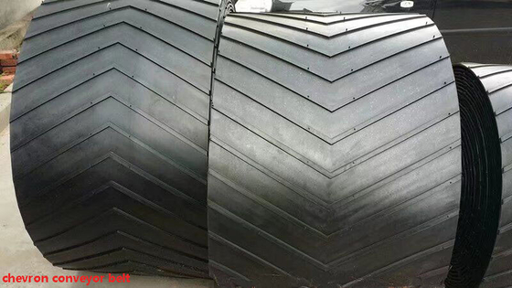 Strength 15mm Chevron Profile Crescent Top Profile Harvest Conveyor Belt with Cleats