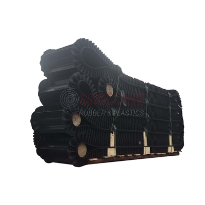 Versatile 25mm Skirt Rubber Sidewall Conveyor Belt With Cleats for Various Industries