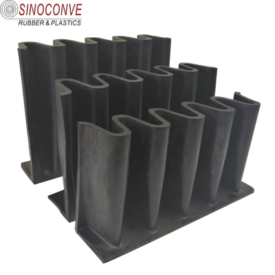 400mm Skirt Rubber Sidewall Conveyor Belt With Cleats with Excellent Tensile Strength